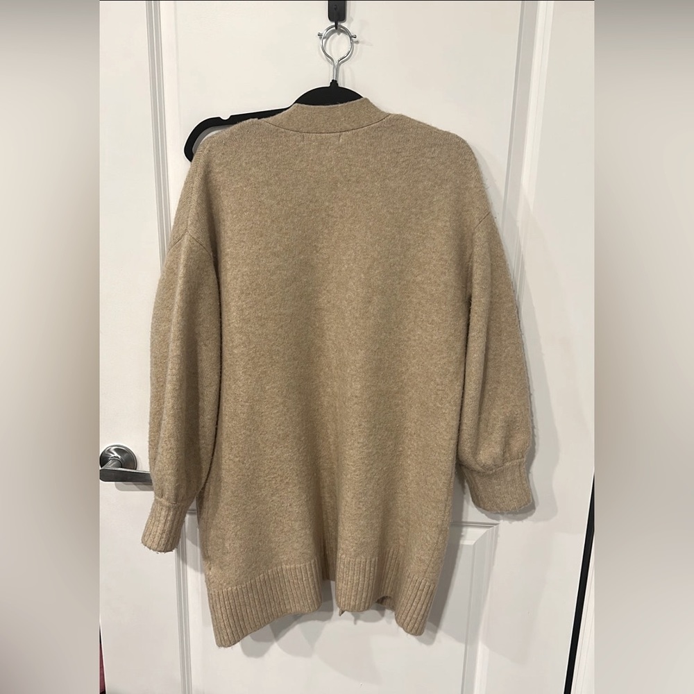 ✨Cardigan✨ - Picture 3 of 3